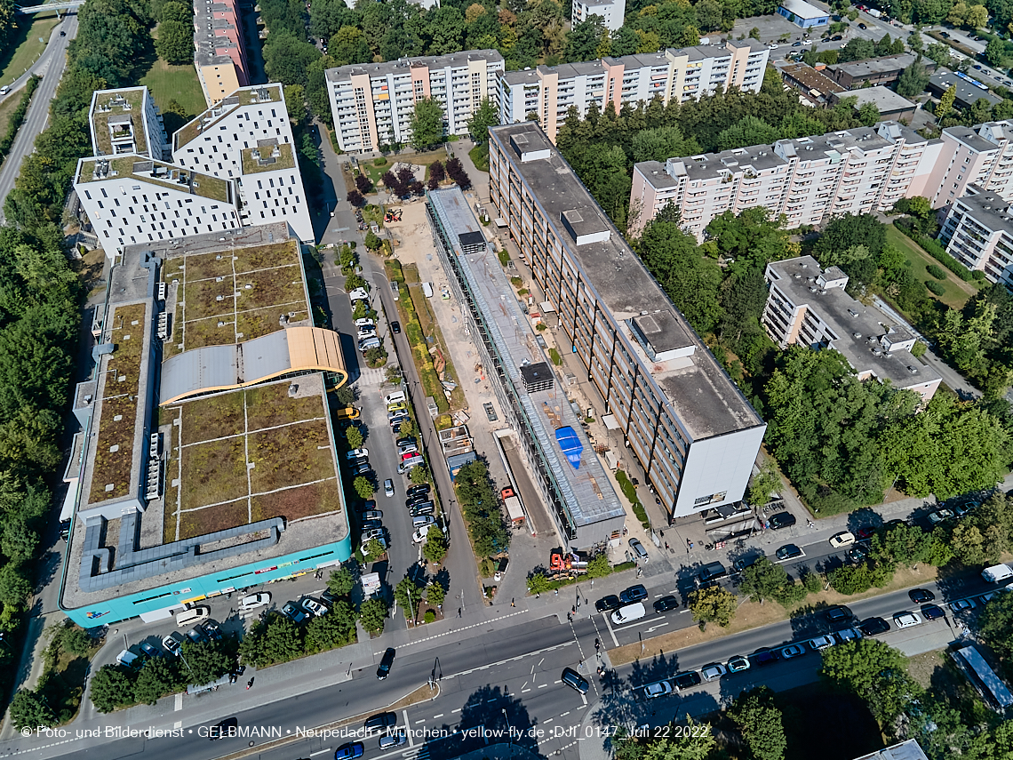 22.07.2022 - Plettzentrum und Montessori Schule in Neuperlach